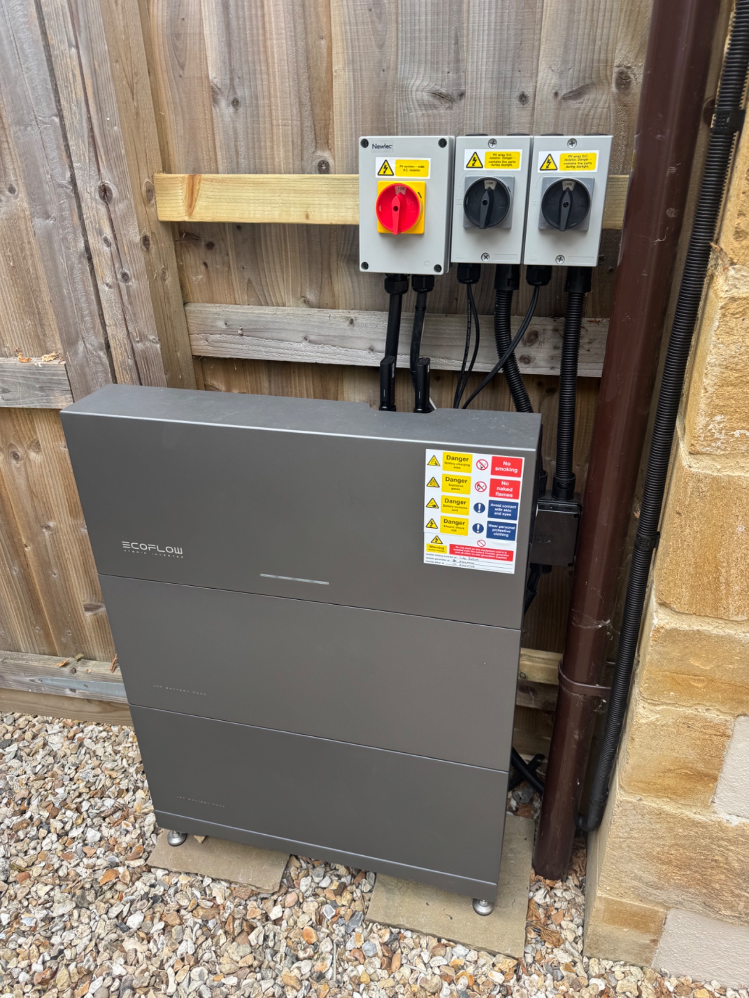 EcoFlow battery storage and inverter installed outside a property in Ilminster